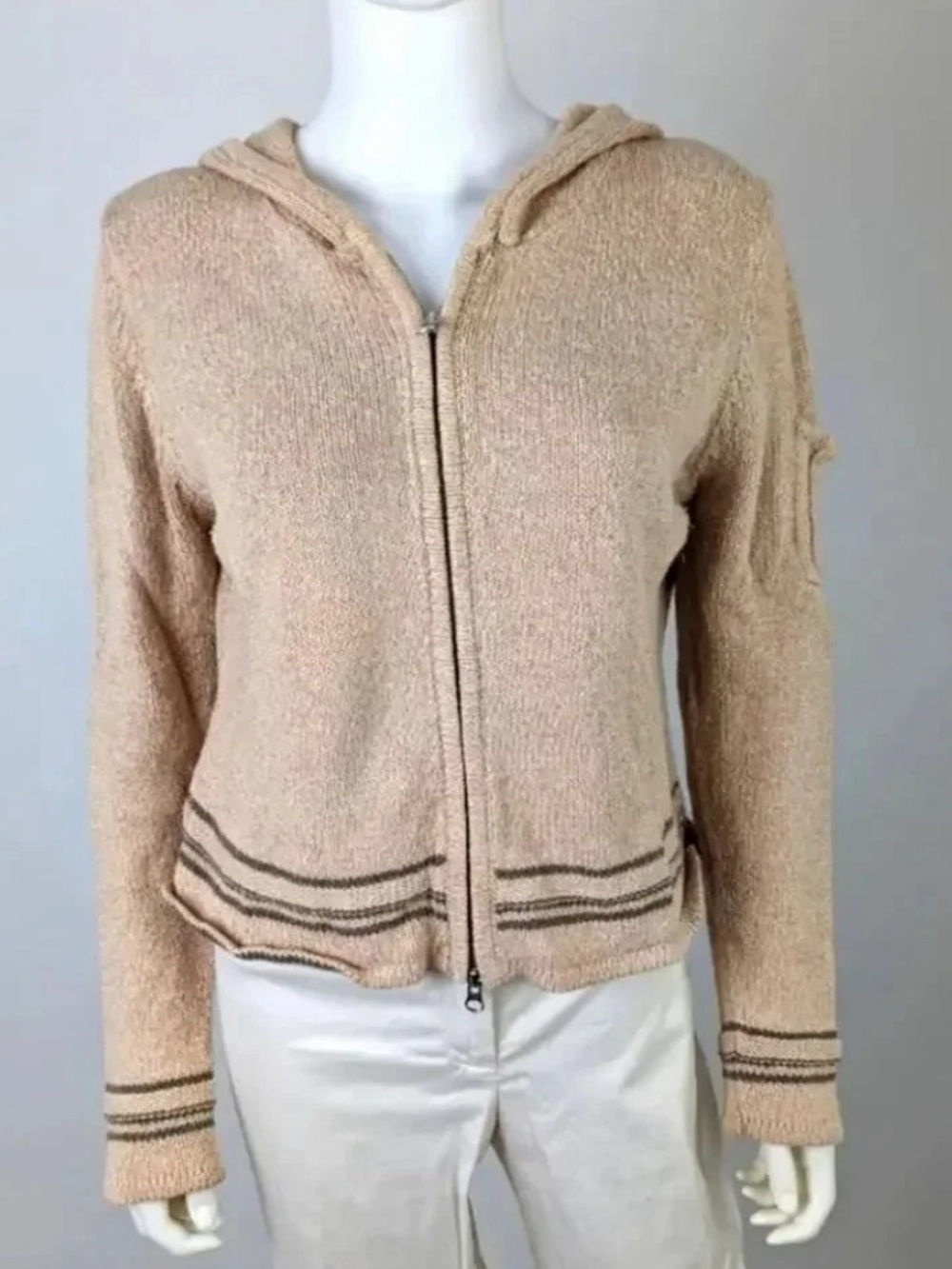 Woolrich Women's Cream Knit Sweater with Navy Label